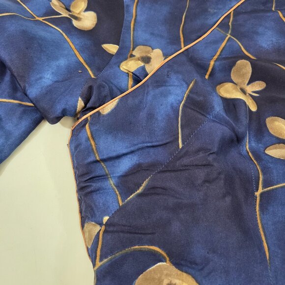 Chinese Asian Blue Floral Blouse Vintage Size XS/X - Picture 3 of 11